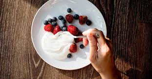 Top 7 Benefits of Eating Greek Yoghurt Daily